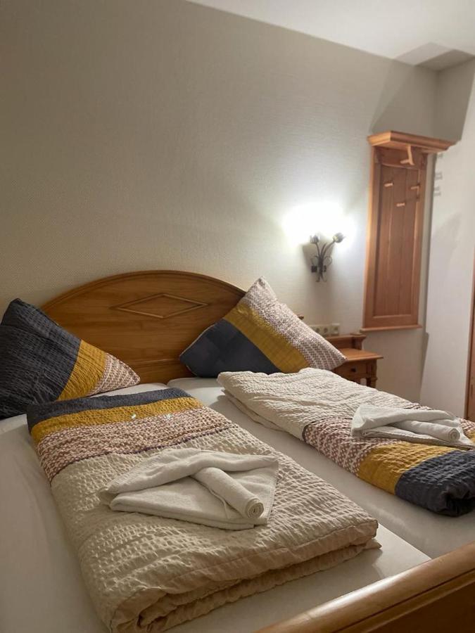 Hotel Und Restaurant Gruner Hahn Elsenfeld Экстерьер фото